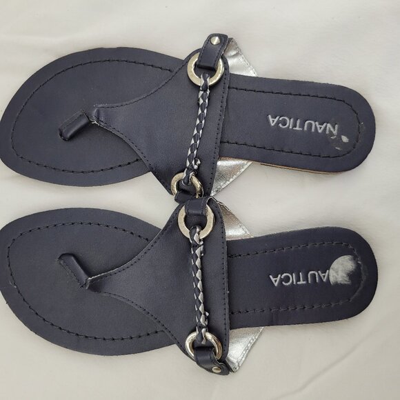Nautica Sandals Womens size 7 Black Flip Flop with detail - Picture 1 of 5